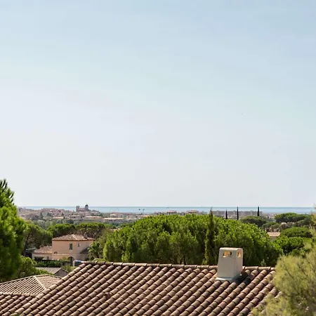 Comfort La Tour De Mare 4*