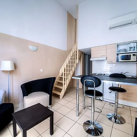 Hotel Comfort La Tour De Mare
