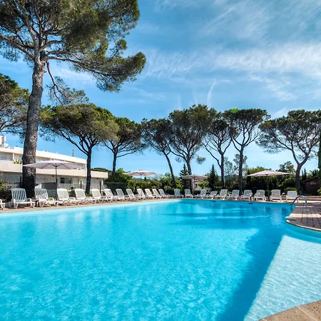Zenitude Hôtel-résidences La Tour De Mare 4* Fréjus