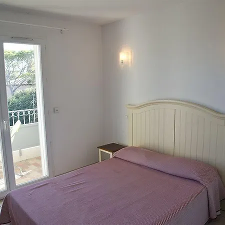 Zenitude Hôtel-résidences La Tour De Mare 4*