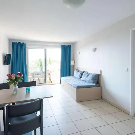 Zenitude Hôtel-résidences La Tour De Mare Fréjus