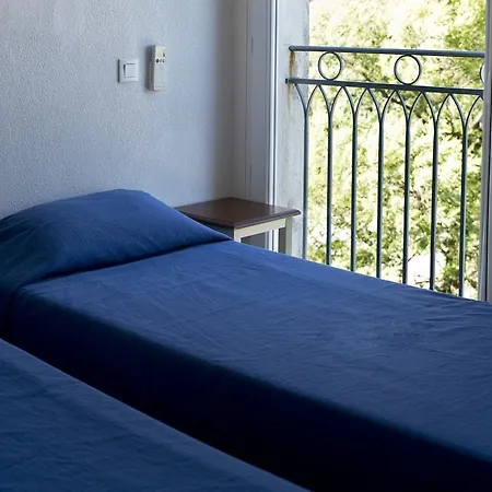 Hotel Zenitude Hôtel-résidences La Tour De Mare 4*