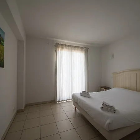 Zenitude Hôtel-résidences La Tour De Mare Hotel 4*