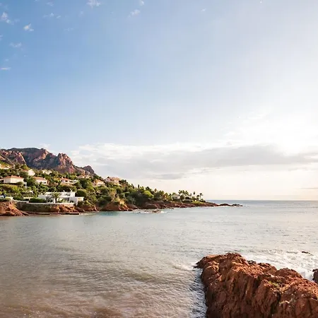 Zenitude Hôtel-résidences La Tour De Mare 4*